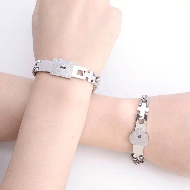 2Pcs Steel Lover Heart Love Lock Bracelet with Lock Key