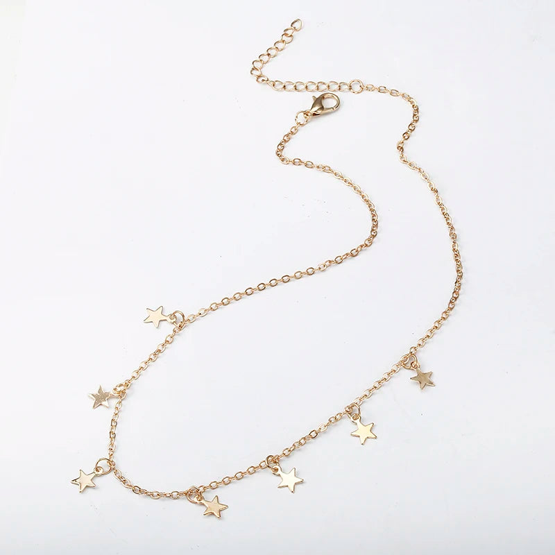 Designed for women who love fashionable, short necklaces