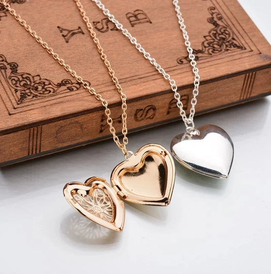 Heart Love Chain Necklace for Woman Opening and Closing